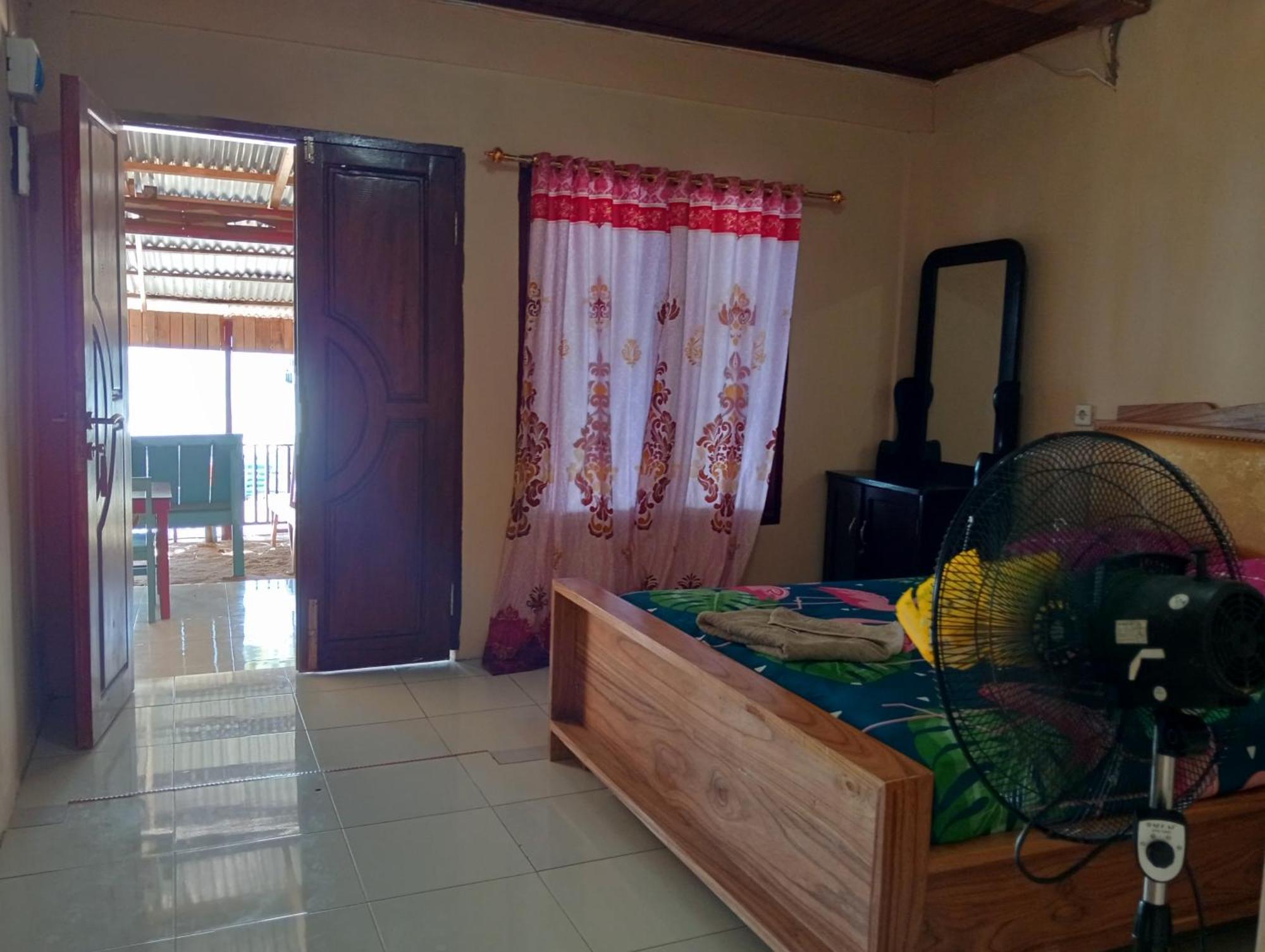 Mamalis Homestay Manado Dış mekan fotoğraf